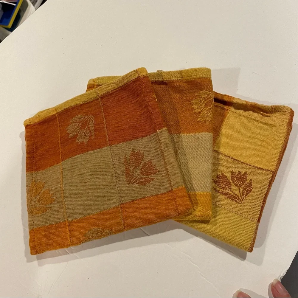 Vintage marigold floral set of 3 napkins mat kitchen decor groovy cottagecore